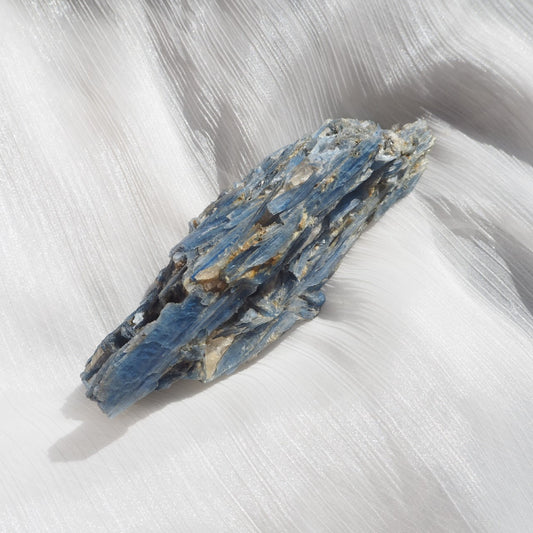 Blue Kyanite - Pulled Sugar